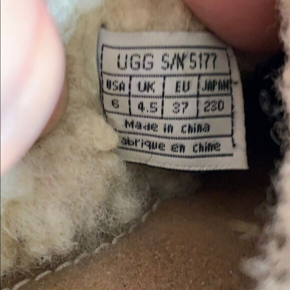 UGG Kohala Black Slip On Mules Style #5177… - Picture 5 of 6